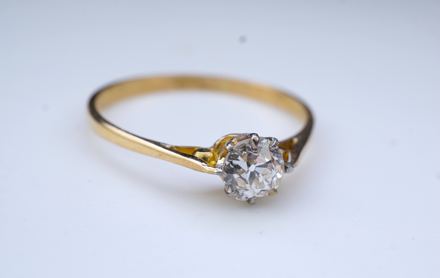 A diamond solitaire ring, early 20th century